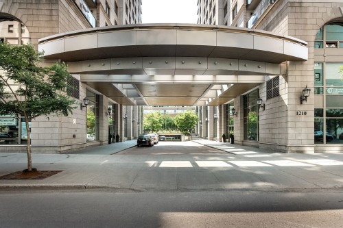 Front of Structure - Ph-D-1200 Boul. De Maisonneuve O., Montréal (Ville-Marie), QC - Outdoor