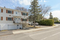 2985  - 2989 Rue Belmont Longueuil (Le Vieux-Longueuil), QC J4M 1Z9