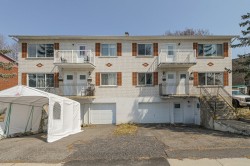 2977  - 2981 Rue Belcourt Longueuil (Le Vieux-Longueuil), QC J4M 1Z9