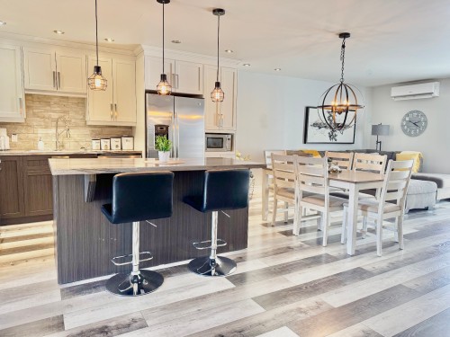 Autre - 456 Route 199, Les Îles-De-La-Madeleine, QC - Indoor Photo Showing Kitchen With Upgraded Kitchen