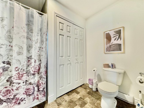 Autre - 456 Route 199, Les Îles-De-La-Madeleine, QC - Indoor Photo Showing Bathroom