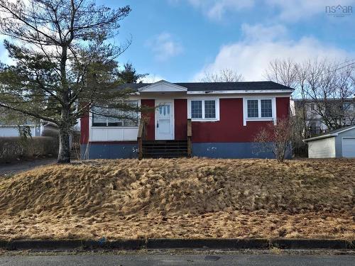 36 Digby Crescent, Dartmouth, NS 