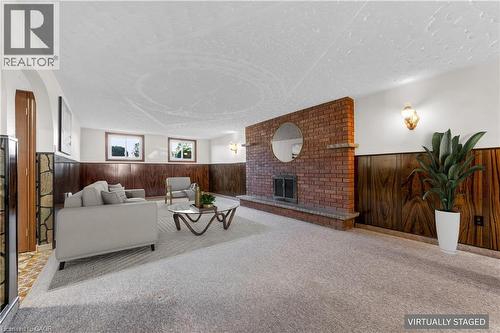 11 Forest Hill Crescent, Hamilton, ON - Indoor