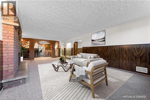 11 Forest Hill Crescent, Hamilton, ON -  With Exterior