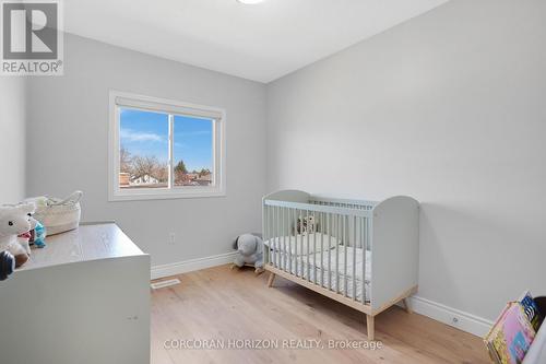 91 - 750 Lawrence Street, Cambridge, ON - Indoor Photo Showing Bedroom