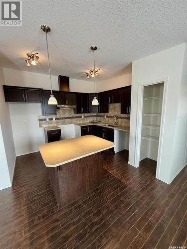179 Chateau Crescent, Pilot Butte, SK - Indoor Photo Showing Kitchen