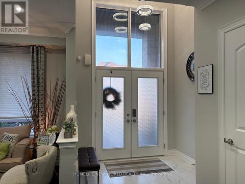 143 Mondial Crescent, East Gwillimbury, ON - Indoor Photo Showing Other Room
