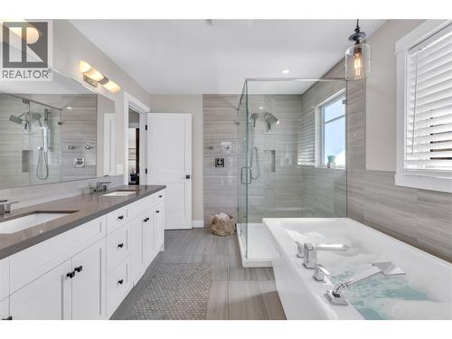 Primary Luxury ensuite - 488 Sheila Crescent, Kelowna, BC - Indoor Photo Showing Bathroom