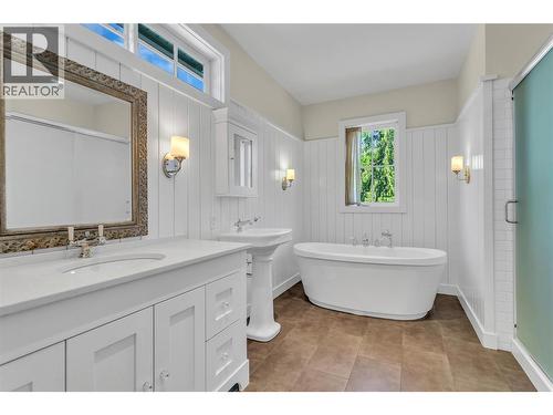 Spa-like ensuite that also has laundry roughed in - 2376 Saucier Road, Kelowna, BC - Indoor Photo Showing Bathroom