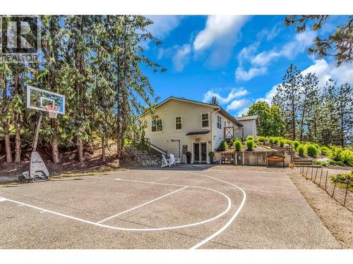 Basketball court - 2376 Saucier Road, Kelowna, BC - Outdoor