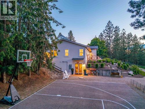 2376 Saucier Road, Kelowna, BC - Outdoor