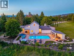 2376 Saucier Road Kelowna, BC V1W 4B8