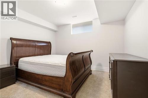 991 Glenwood Avenue, Burlington, ON - Indoor Photo Showing Bedroom