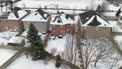 33 Hillpath Crescent, Brampton, ON - Outdoor