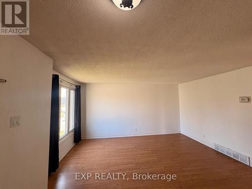 106 Hillmer Road, Cambridge, ON - Indoor Photo Showing Other Room