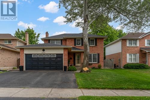 2055 HUNTERS WOOD DRIVE  Burlington, ON L7M 2T9