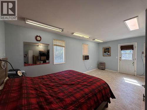 4630 Highway 3A Highway, Nelson, BC - Indoor Photo Showing Bedroom