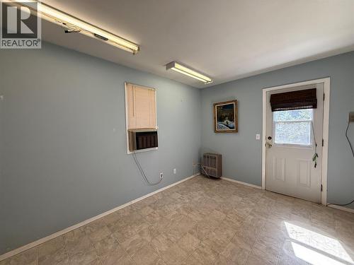 4630 Highway 3A Highway, Nelson, BC - Indoor Photo Showing Other Room