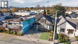 1012 North Park St  Victoria, BC V8T 1C6