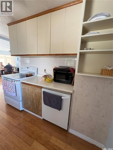 207 Third Avenue W, Kelvington, SK - Indoor Photo Showing Kitchen