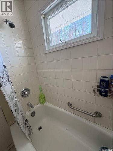 207 Third Avenue W, Kelvington, SK - Indoor Photo Showing Bathroom