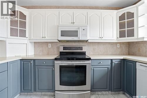 3 Carson Road, Regina, SK - Indoor Photo Showing Kitchen