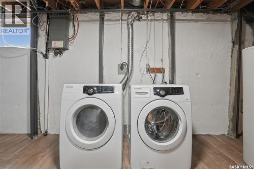 3 Carson Road, Regina, SK - Indoor Photo Showing Laundry Room