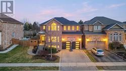 44 DUNVEGAN CRESCENT  Brampton, ON L7A 2Y2