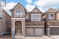1259 BLACK BEAR TRAIL  Oakville, ON L6H 8B2