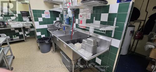 6465 Airport Road, Mississauga, ON 