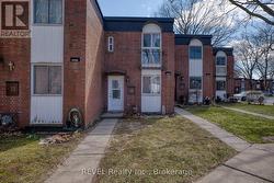 25 - 6476 HUGGINS STREET Niagara Falls (Stamford), ON L2J 1G9