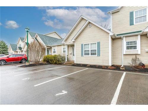6-354 Amirault St, Dieppe, NB 