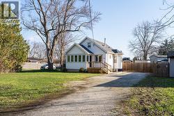 695 BLOOMFIELD ROAD Chatham, ON N7M 5J5