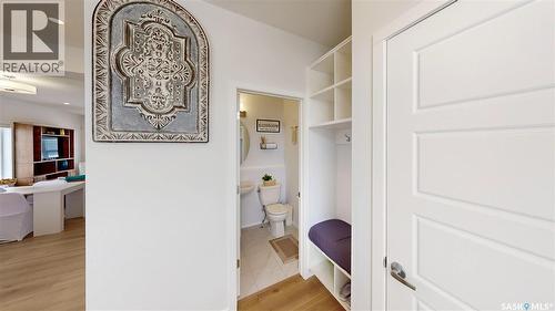 3100 Crosbie Crescent, Regina, SK - Indoor