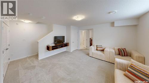 3100 Crosbie Crescent, Regina, SK - Indoor