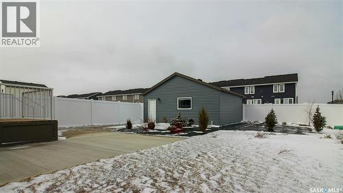 3100 Crosbie Crescent, Regina, SK - Outdoor
