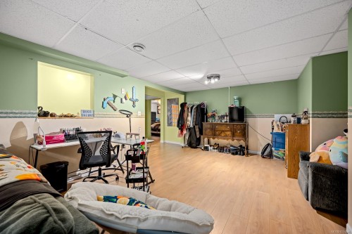 745 Lazo Rd, Comox, BC 