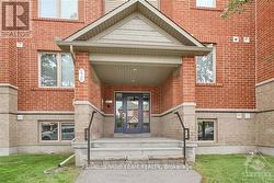 2 - 46 BARNSTONE DRIVE Ottawa, ON K2G 4R6