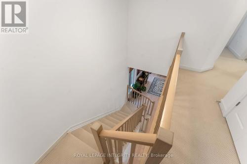 221 Finsbury Avenue, Ottawa, ON - Indoor Photo Showing Other Room