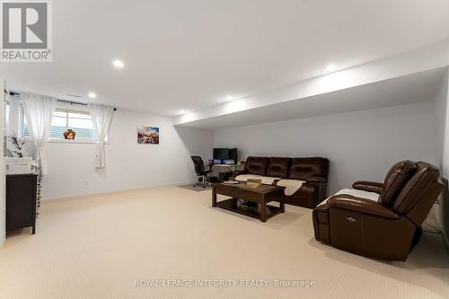 221 Finsbury Avenue, Ottawa, ON - Indoor Photo Showing Basement