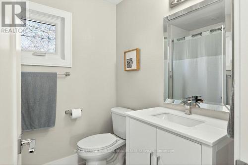 1078 Augustus Drive, Burlington, ON - Indoor Photo Showing Bathroom