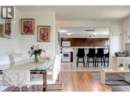 9811 Venables Drive, Vernon, BC - Indoor Photo Showing Dining Room