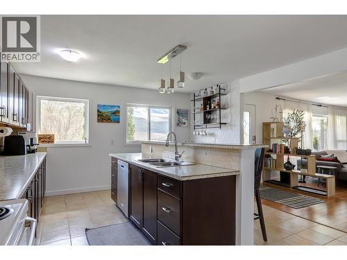 9811 Venables Drive, Vernon, BC - Indoor Photo Showing Kitchen With Double Sink