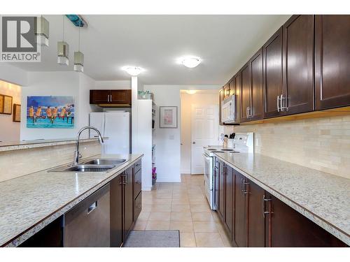 9811 Venables Drive, Vernon, BC - Indoor Photo Showing Kitchen With Double Sink