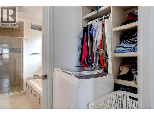 9811 Venables Drive, Vernon, BC - Indoor