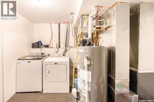 106 Kenaschuk Crescent, Saskatoon, SK - Indoor Photo Showing Laundry Room