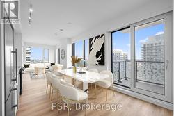 3409 - 101 ROEHAMPTON AVENUE Toronto, ON M4P 2W2