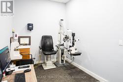 Exam room/ office - 