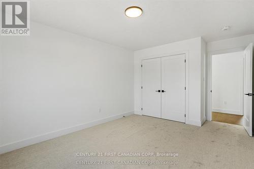 Lot 104 Darwin Crescent, London South (South V), ON - Indoor Photo Showing Other Room