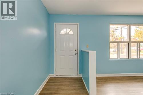 98 Armstrong Avenue, Hamilton, ON - Indoor Photo Showing Other Room